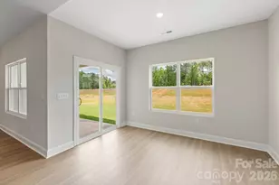 6738 Fairford Dr, Charlotte, NC 28215 - Photo 8