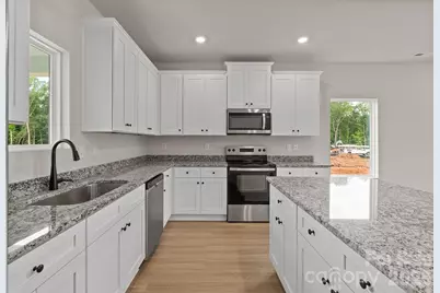 6734 Fairford Drive, Charlotte, NC 28215 - Photo 8