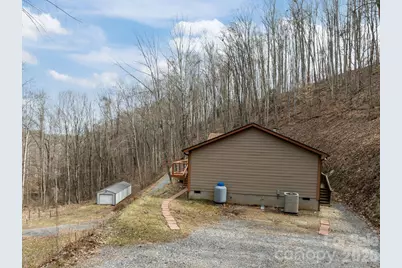193 Tipstill Cove, Waynesville, NC 28786 - Photo 38