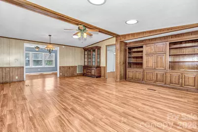 405 Deerfield Court, Hendersonville, NC 28792 - Photo 10