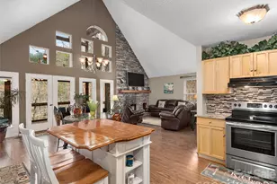 201 Hawk Ridge Dr, Mill Spring, NC 28756 - Photo 20