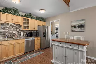 201 Hawk Ridge Dr, Mill Spring, NC 28756 - Photo 18