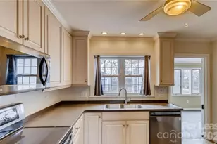 418 Coolidge Ave, Statesville, NC 28677 - Photo 4