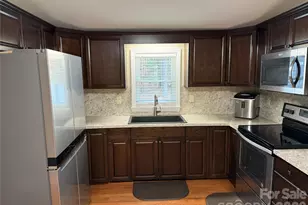 110 Indian Harbor Cir, Mount Gilead, NC 27306 - Photo 14