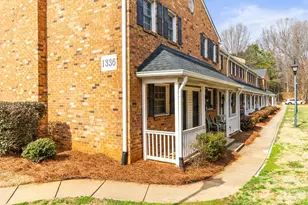 1336 Green Oaks Ln, Charlotte, NC 28205 - Photo 32