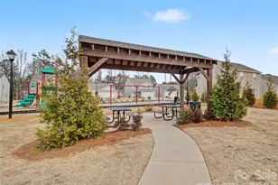 2215 Transatlantic Ave, Charlotte, NC 28215 - Photo 32