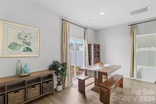 2215 Transatlantic Ave, Charlotte, NC 28215 - Photo 10