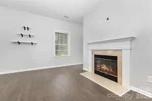 6533 Falls Lake Dr, Charlotte, NC 28270 - Photo 4