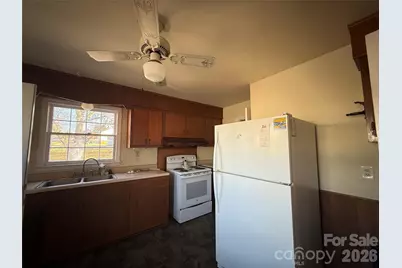 2924 Burbank Drive, Charlotte, NC 28216 - Photo 4