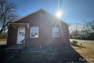 2924 Burbank Dr, Charlotte, NC 28216 - Photo 14