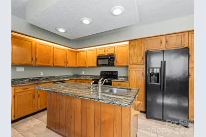 110 Deerlake Drive, Asheville, NC 28803 - Photo 6