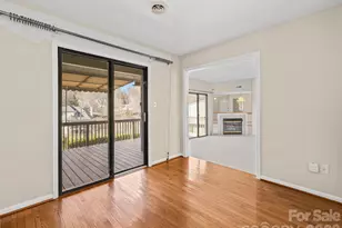 110 Deerlake Dr, Asheville, NC 28803 - Photo 12