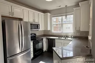 6445 Terrace View Ct, Charlotte, NC 28269 - Photo 2