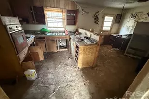 214 Kendall Mill Rd, Thomasville, NC 27360 - Photo 4