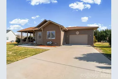 38 Winged Elm Court, Hendersonville, NC 28739 - Photo 2