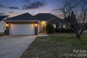 3000 Galena Chase Dr, Indian Trail, NC 28079 - Photo 2