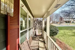 630 Burrington Ct, Gastonia, NC 28054 - Photo 2