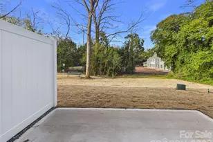 311 E King St, Kings Mountain, NC 28086 - Photo 40