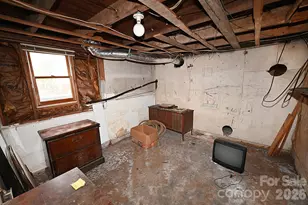 1340 1st Ave Pl NW, Hickory, NC 28601 - Photo 32