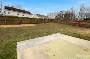 7508 Free Ct, Charlotte, NC 28216 - Photo 8