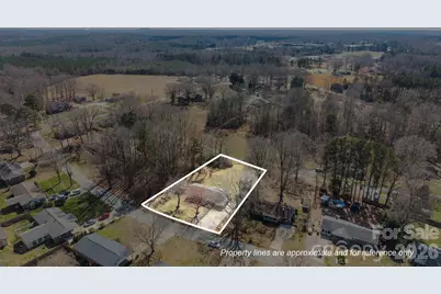 2629 Fairgreen Drive, Gastonia, NC 28056 - Photo 2