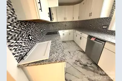 1010 Wesley Street, Shelby, NC 28150 - Photo 6