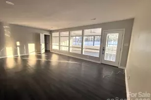 1010 Wesley St, Shelby, NC 28150 - Photo 12