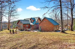 28 Outback Trl, Nebo, NC 28761 - Photo 4