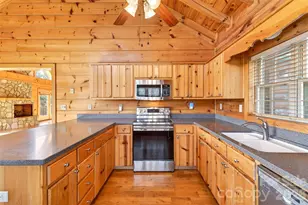 28 Outback Trl, Nebo, NC 28761 - Photo 20