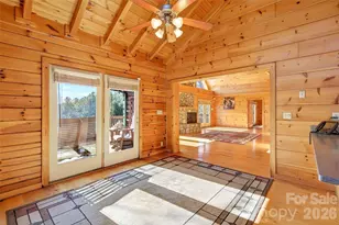 28 Outback Trl, Nebo, NC 28761 - Photo 16