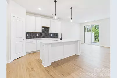 311 E King Street #05, Kings Mountain, NC 28086 - Photo 6