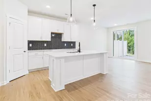 311 E King St, Kings Mountain, NC 28086 - Photo 6