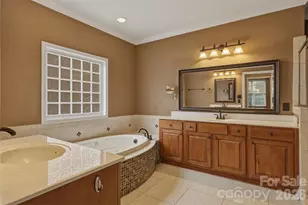 1838 31st Ave Ln NE, Hickory, NC 28601 - Photo 18