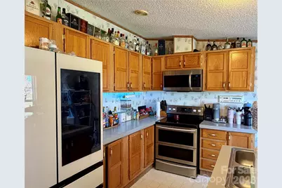 2390 Claremont Road, Newton, NC 28658 - Photo 4