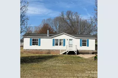 2390 Claremont Road, Newton, NC 28658 - Photo 2