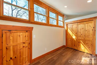 316 Oakdale Drive, Hendersonville, NC 28791 - Photo 22