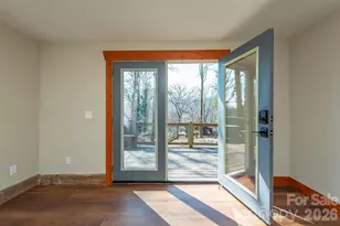 316 Oakdale Dr, Hendersonville, NC 28791 - Photo 20