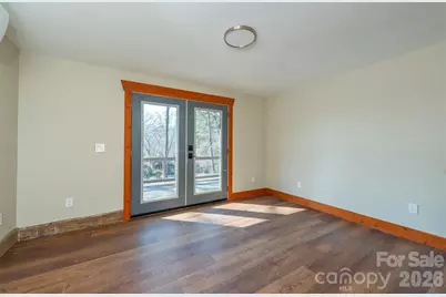 316 Oakdale Drive, Hendersonville, NC 28791 - Photo 10