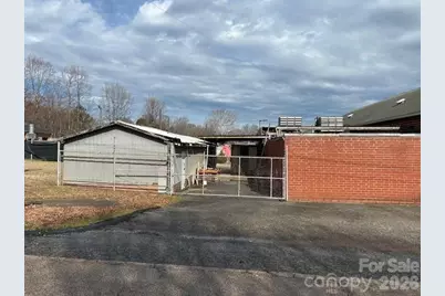 203 E 29th Street, Kannapolis, NC 28083 - Photo 2