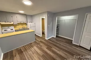 435 3rd Ave Dr SE, Hickory, NC 28602 - Photo 6