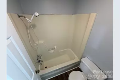 435 3rd Avenue Drive SE, Hickory, NC 28602 - Photo 8