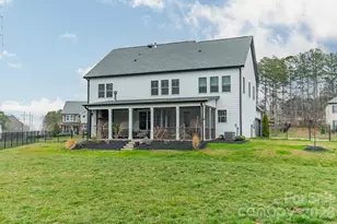 11216 Wooded Saddle Rd, Charlotte, NC 28216 - Photo 38