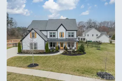 11216 Wooded Saddle Road, Charlotte, NC 28216 - Photo 2