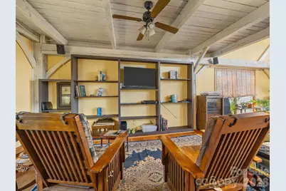 405 Loop Road, Campobello, SC 29322 - Photo 12