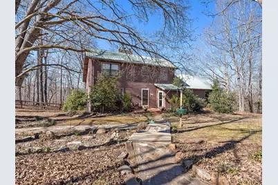 405 Loop Road, Campobello, SC 29322 - Photo 2