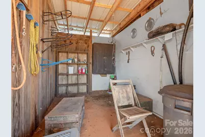 405 Loop Road, Campobello, SC 29322 - Photo 44