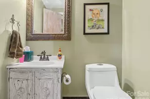 405 Loop Rd, Campobello, SC 29322 - Photo 14