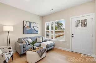 4504/4506 W Tyvola Rd, Charlotte, NC 28208 - Photo 6