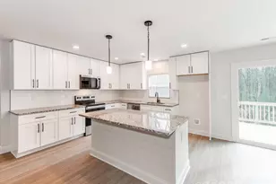 321 Honeywood Ln, Monroe, NC 28110 - Photo 2