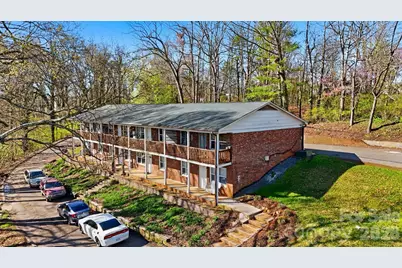 1075 7th Avenue NW, Hickory, NC 28601 - Photo 2